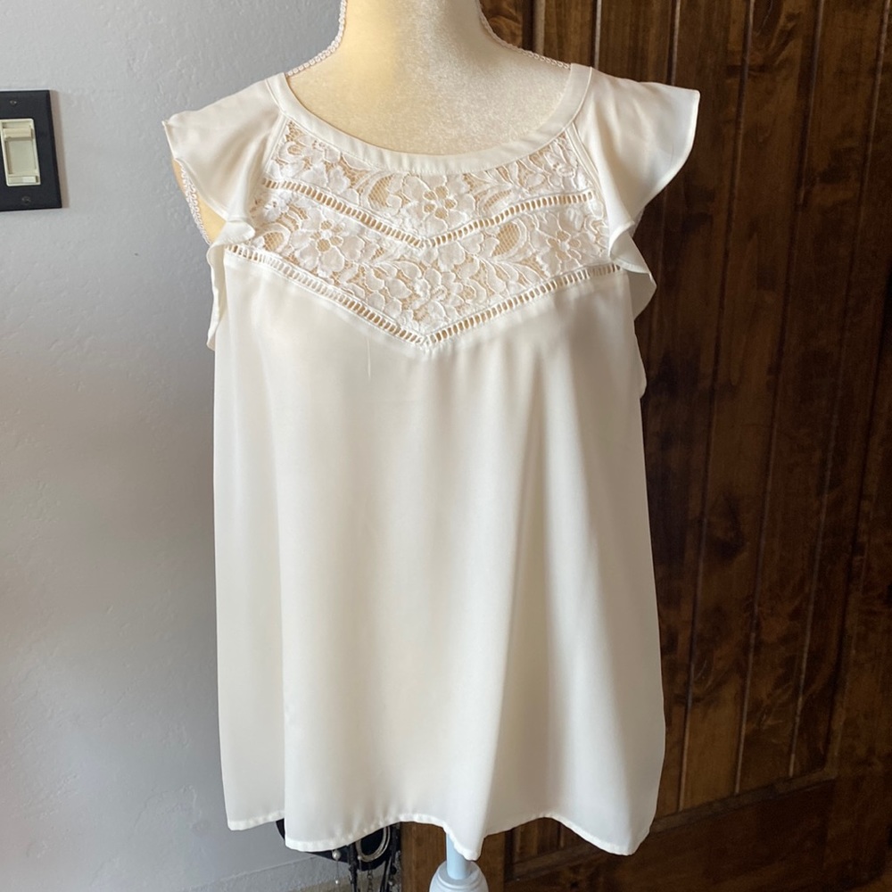 NWOT Express Top, Size M